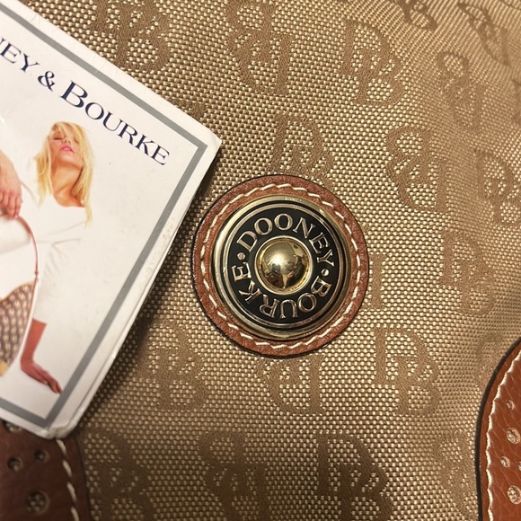 Dooney & Bourke Purse - Picture 4 of 4